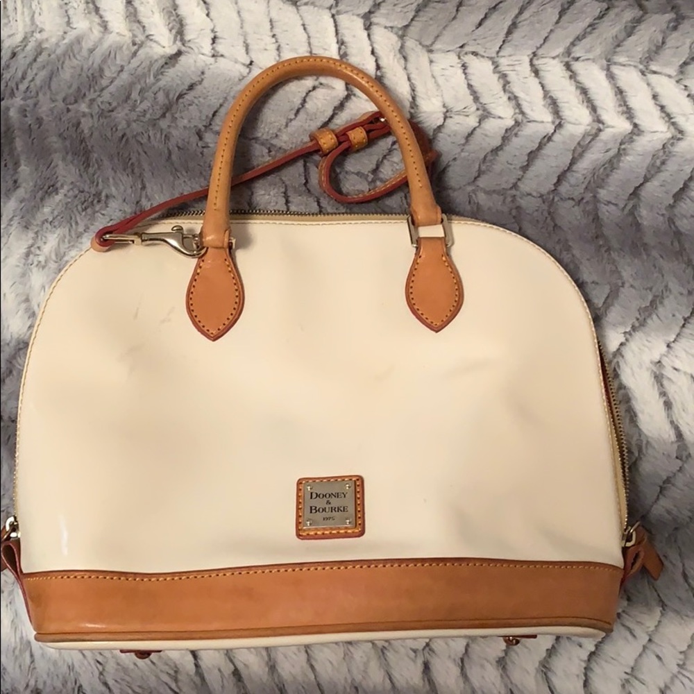 WHITE SUMMER BAG: Dooney & Bourke satchel